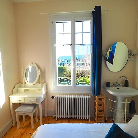 Nouveaute 2025 La Maison Boheme, 2 Avec Jardin-terrasse Apartment Bellerive-sur-Allier